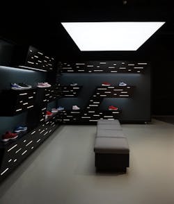 Philips Luminous Patterns Linear Sparkle Retail Display Philips Luminous Patterns Linear Sparkle Retail Display